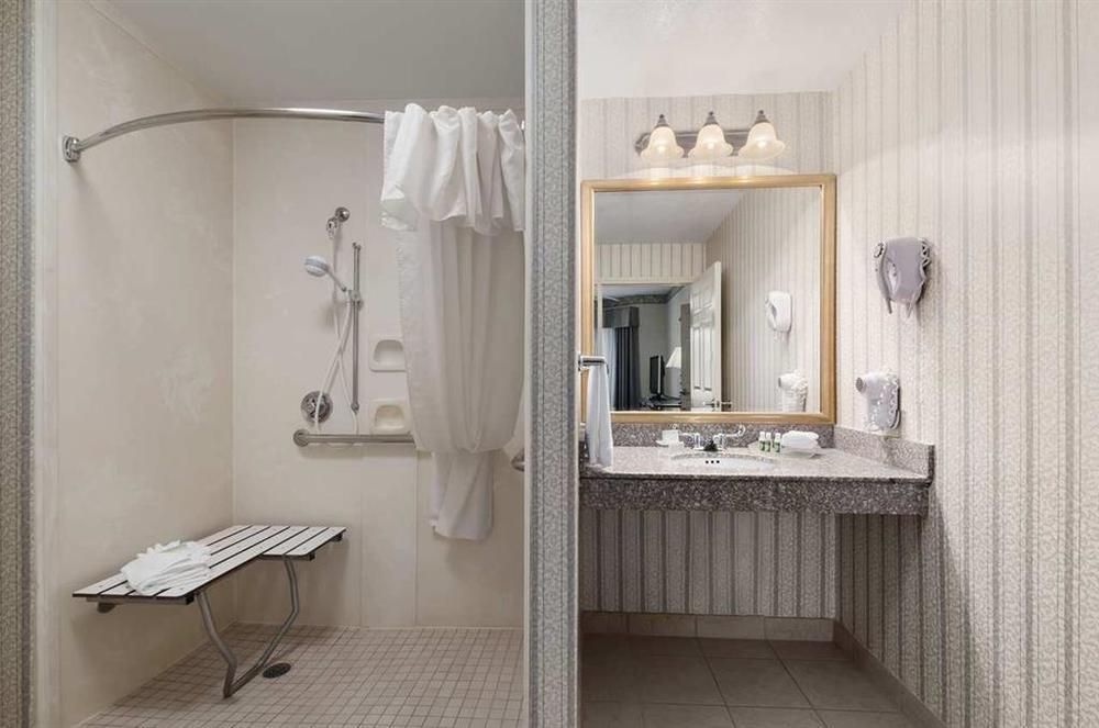 Homewood Suites By Hilton Houston-Woodlands-Shenandoah The Woodlands Room photo